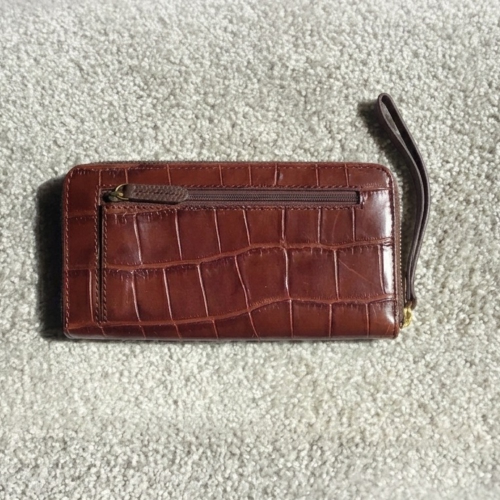 Fossil Croco-Embossed Leather Zip-Around Wristlet Wallet Travel Organizer - Picture 2 of 4